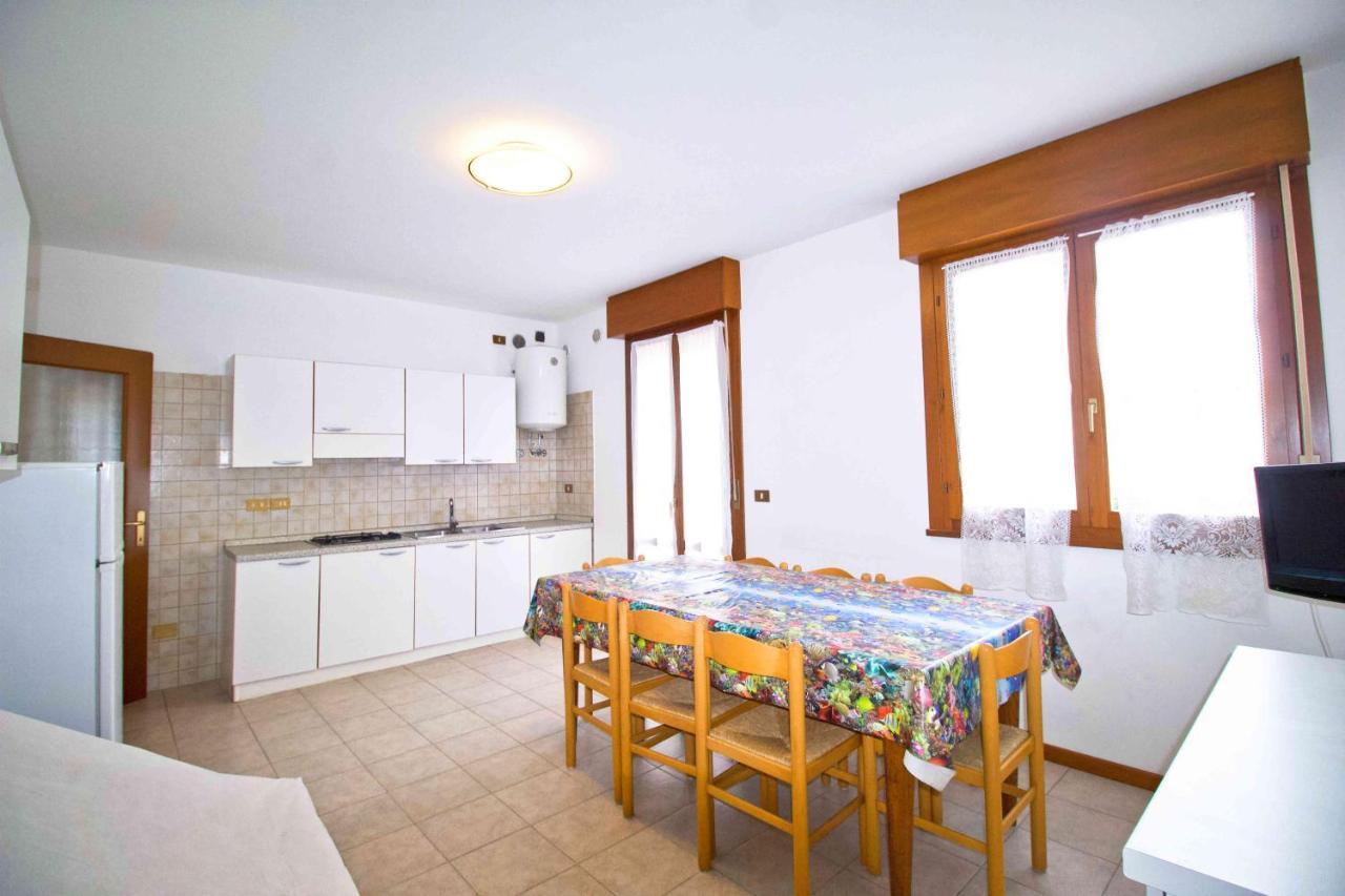 Condominio Carnelos Lido di Jesolo Kültér fotó
